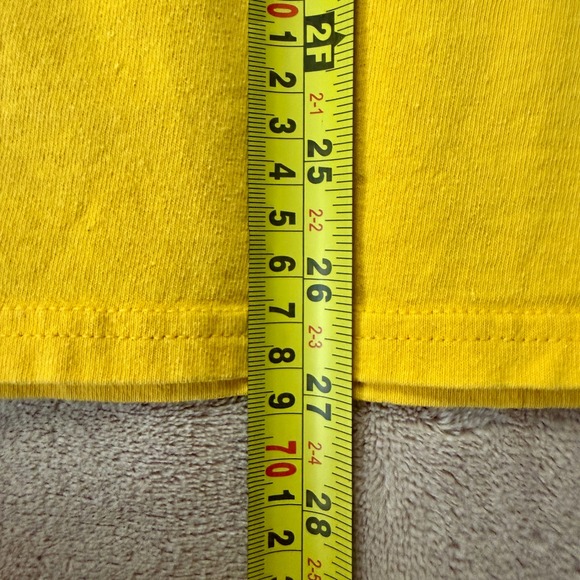 Champion Michigan Wolverines T-Shirt Mens Large Yellow NCAA Graphic Tee - Picture 6 of 6